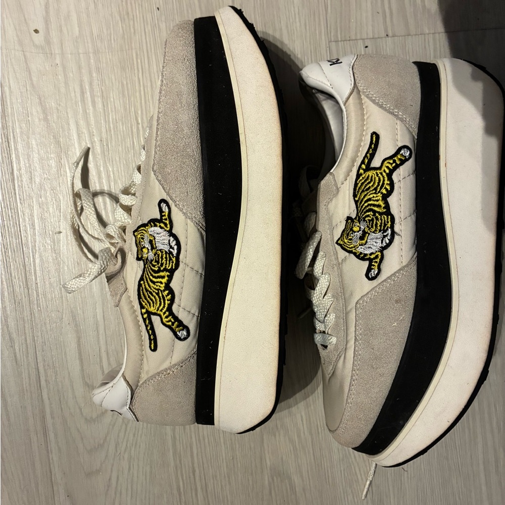 Kenzo Cream & Black Sneakers with Yellow Tiger Embroidery
